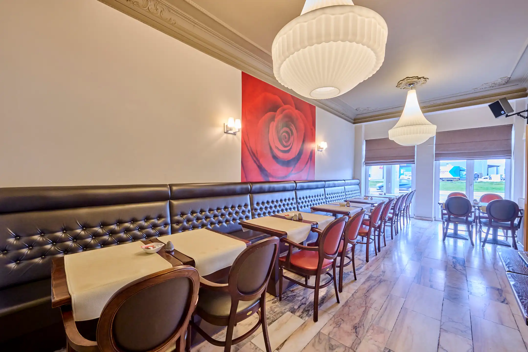 Commerciële ruimte te huur op toplocatie in Sint-Truiden foto 6