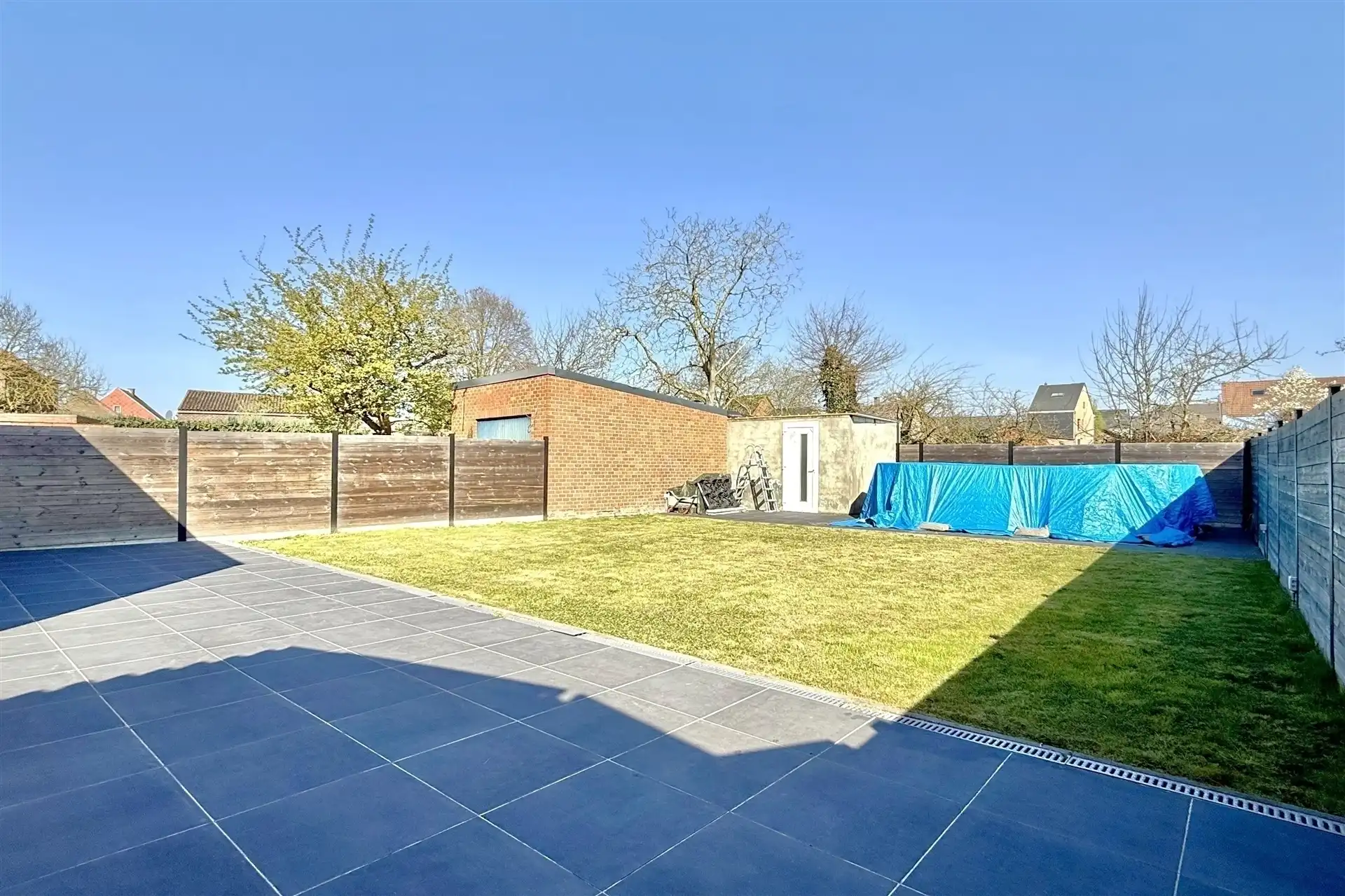 Gerenoveerde woning met 4 slaapkamers foto 26