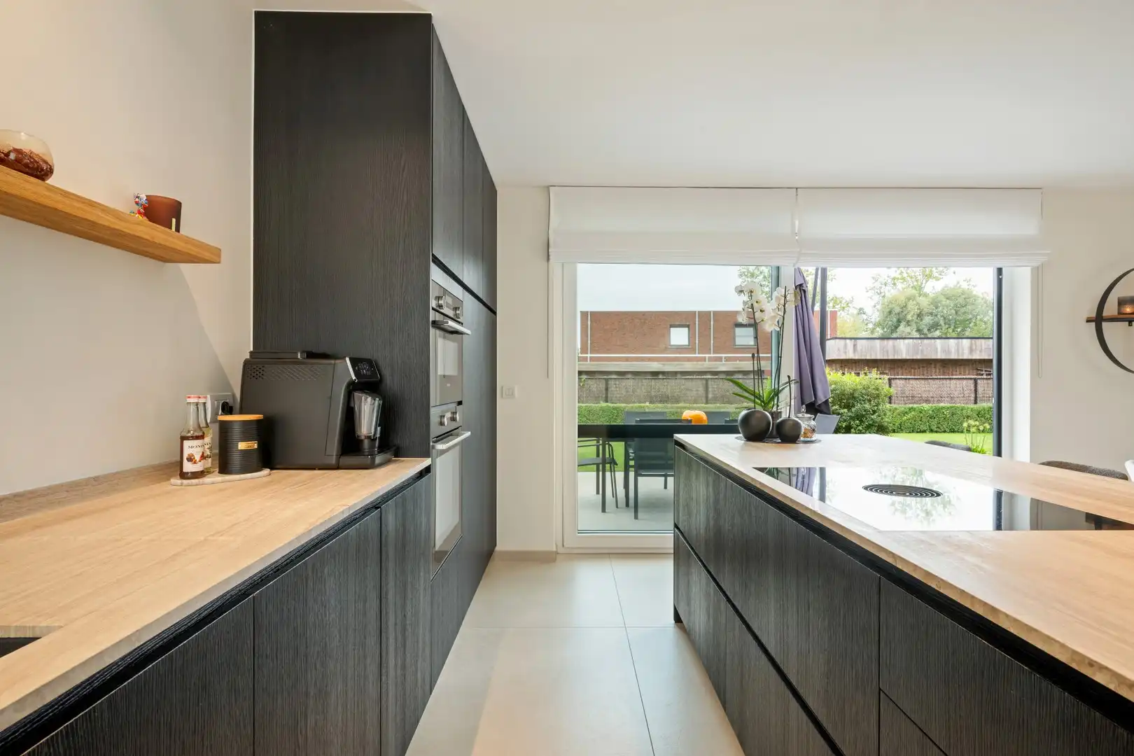 Recente, perfect afgewerkte villa met 4 slaapkamers te Roeselare foto 12