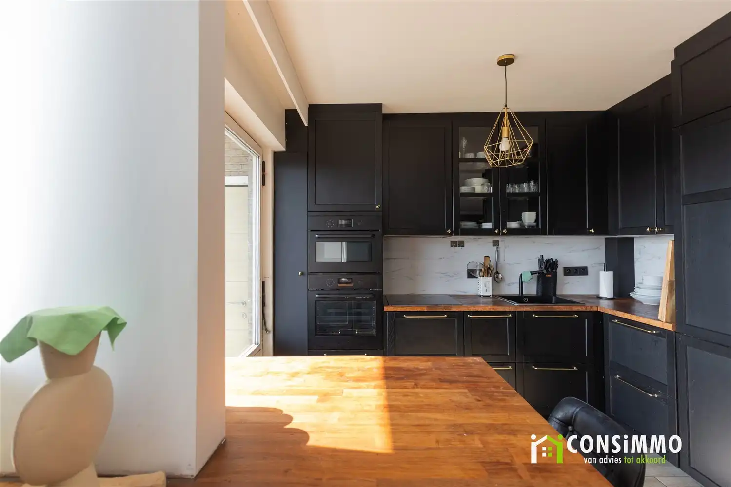 Ruim gerenoveerd appartement op de 19de verdieping met een adembenemend uitzicht over Genk foto 9