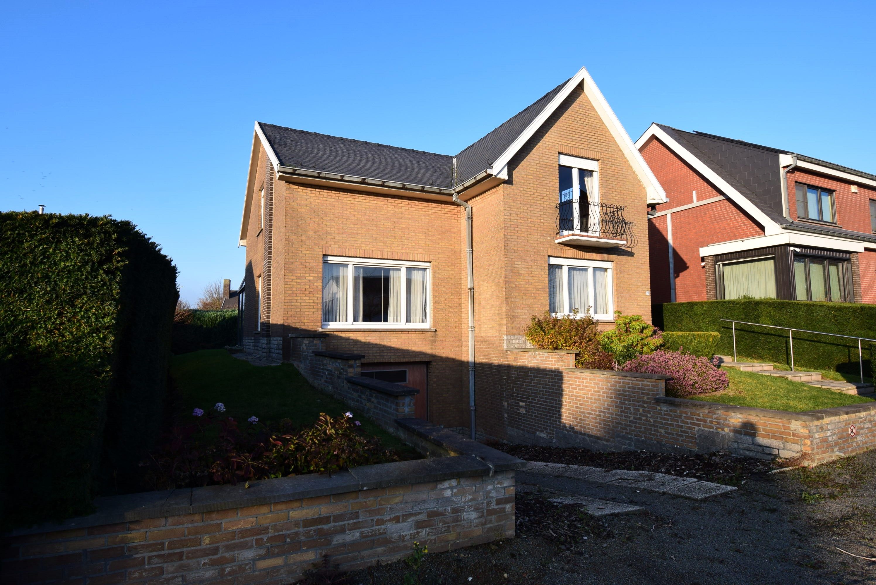 Hoofdfoto van de publicatie: Villa