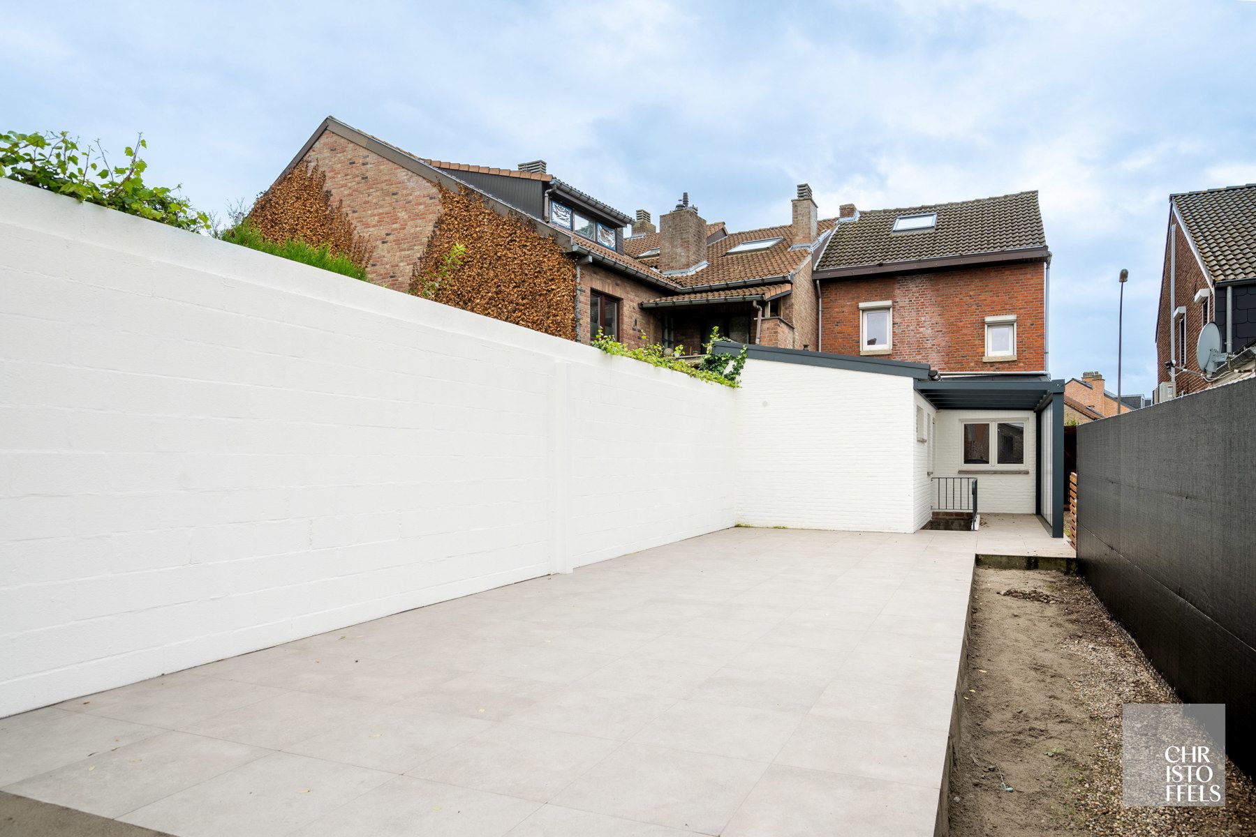 TE HUUR - Woning met 3 slaapkamers én tuin in Lanaken! foto 12