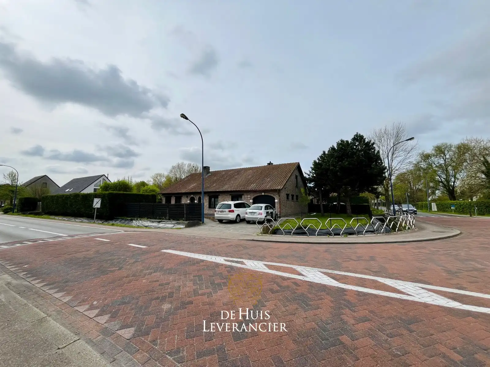 Laagbouwvilla op een strategische topligging te koop in Kontich foto 28