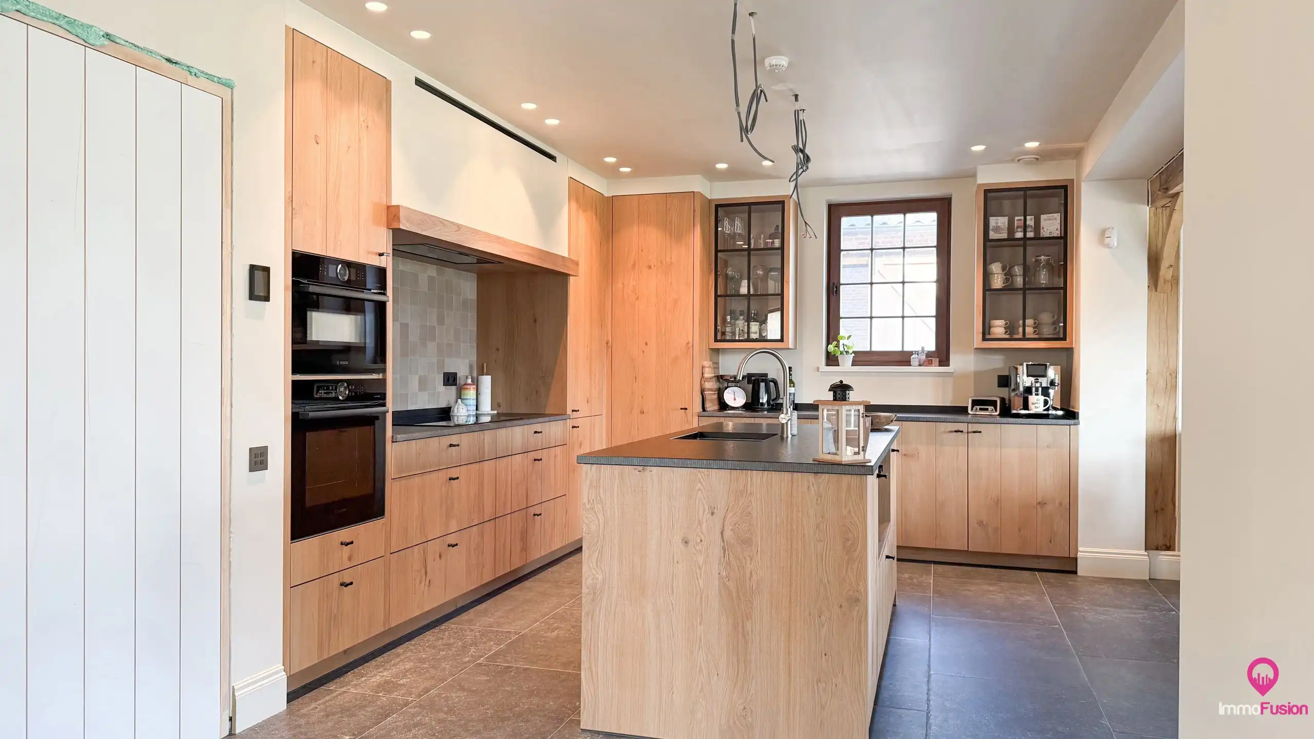 Exclusieve energiezuinige nieuwbouwwoning met 3 slpkms! foto 9