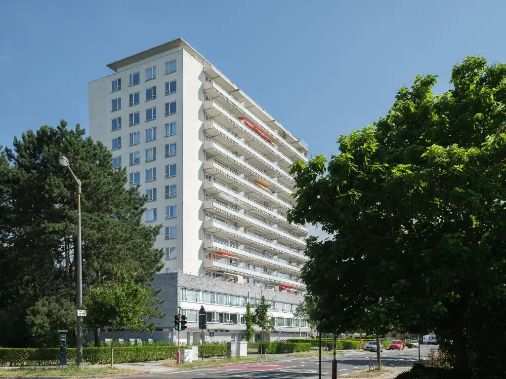 Ruim hoekappartement (ca. 155 m2) met o. m. drie slaapkamers en een fantastisch verzicht foto 4