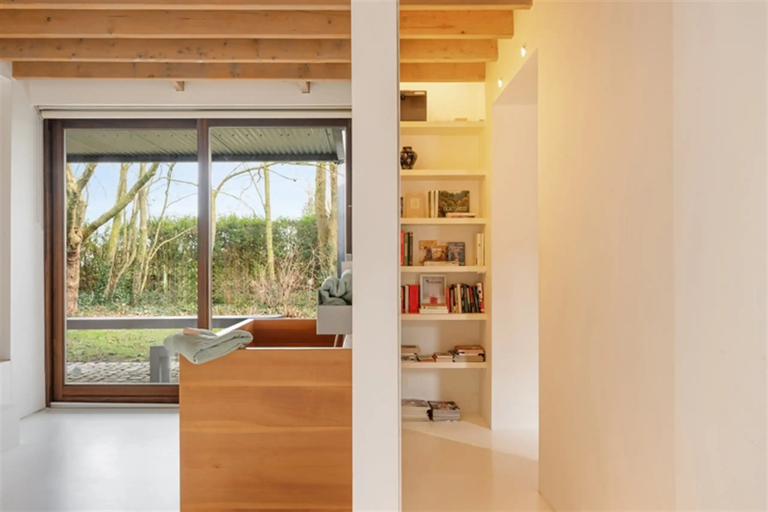 Opmerkelijk, gerestaureerde u- vormige hoeve  op 8.067 m² foto 24