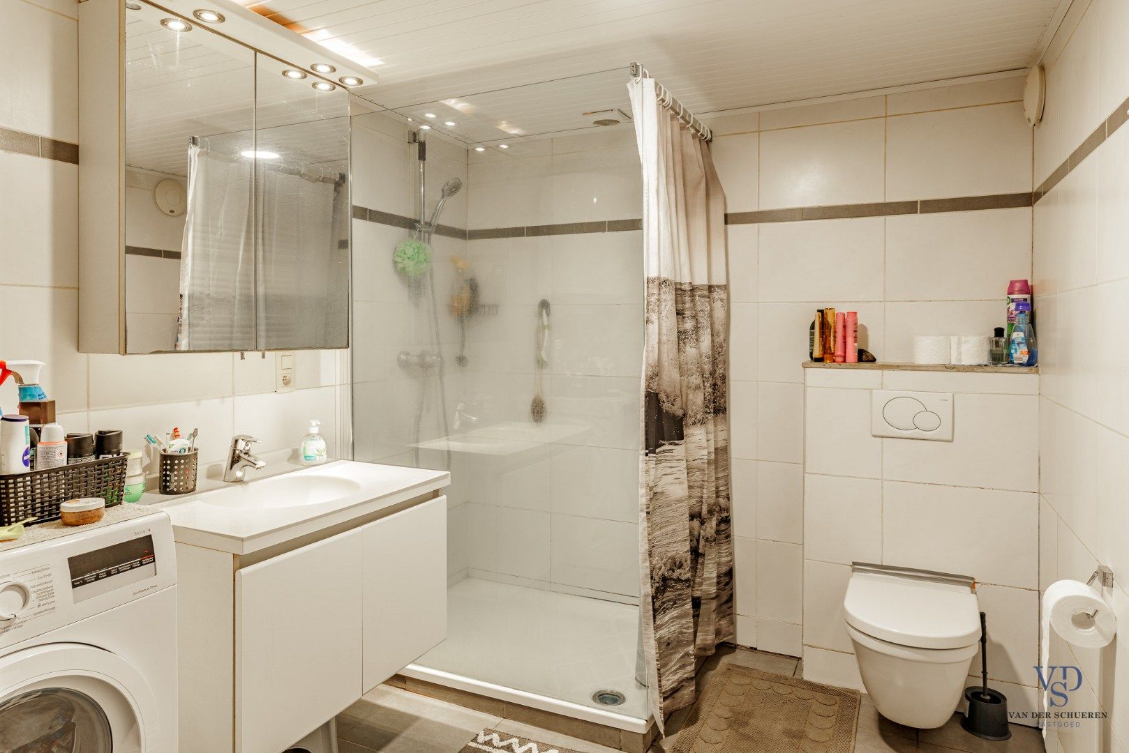 Energiezuinige woning met tuin (en 2 staanplaatsen). foto 13