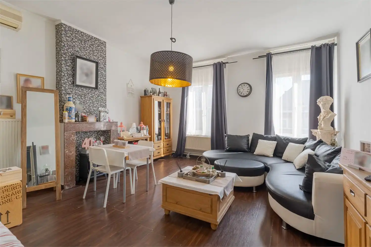 Instapklaar handelspand met woonst op toplocatie – horeca-inboedel inbegrepen! foto 20