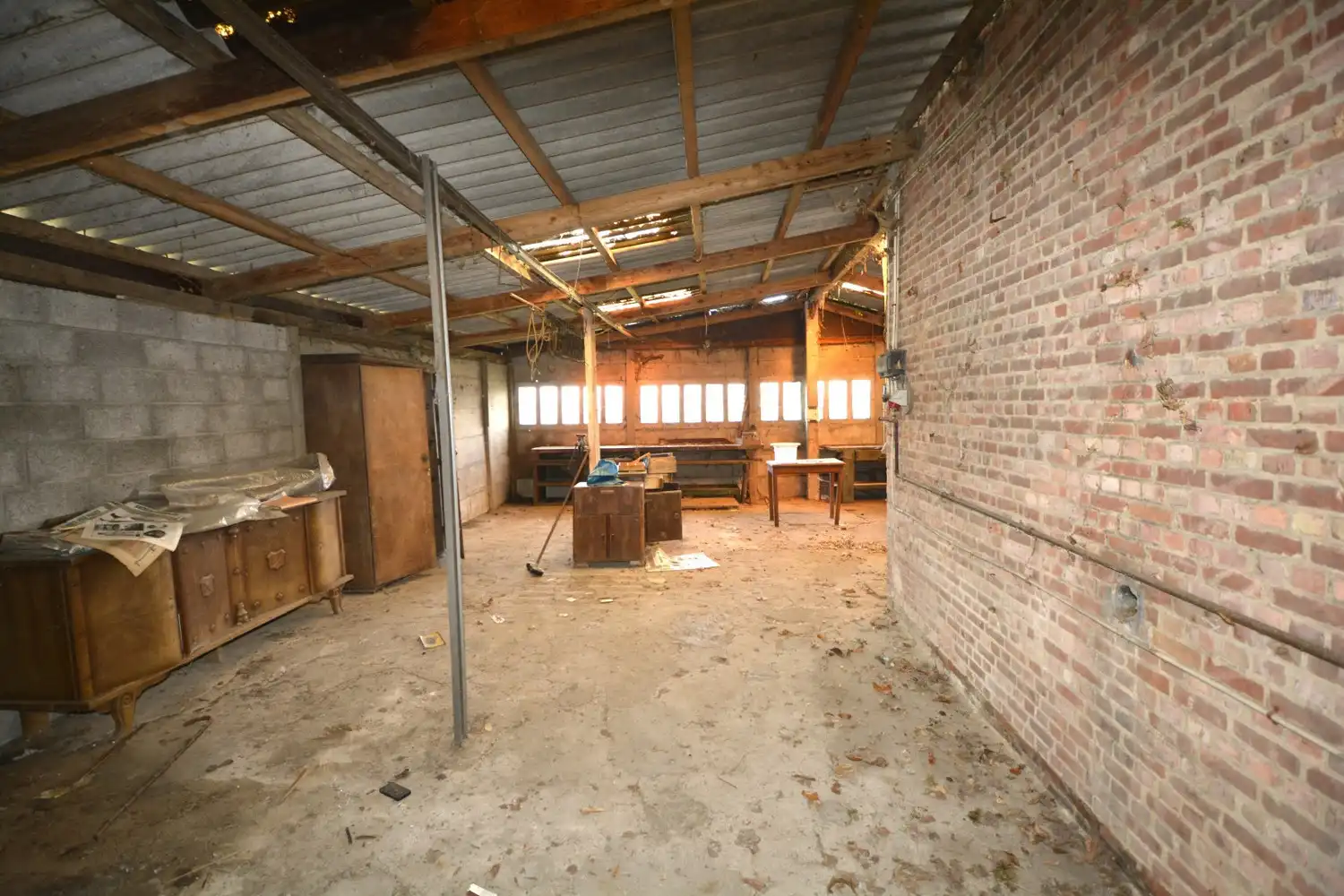 TE RENOVEREN WONING OMGEVEN DOOR AGRARISCH GEBIED! foto 18