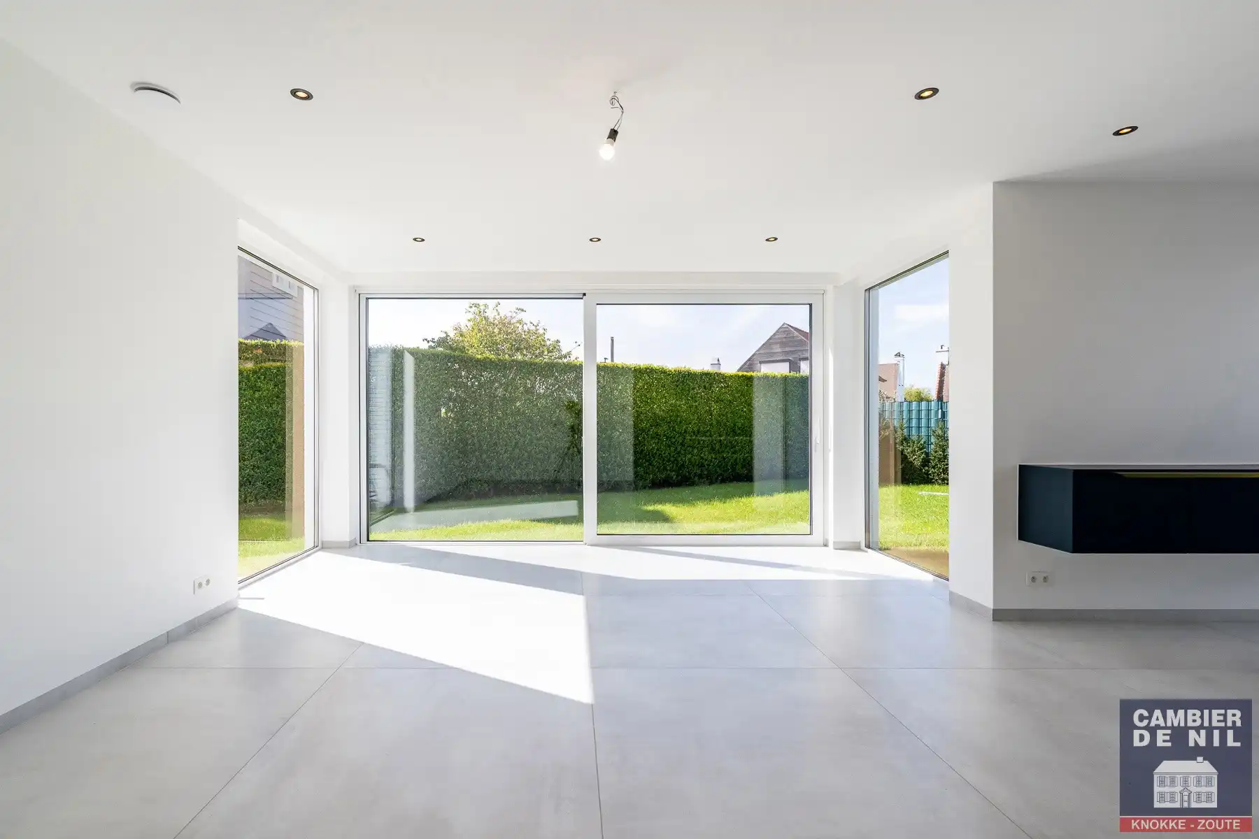 Prachtige ongemeubelde nieuwbouwwoning nabij het centrum van Knokke, gelegen in het rustige Izabellapolder. foto 8