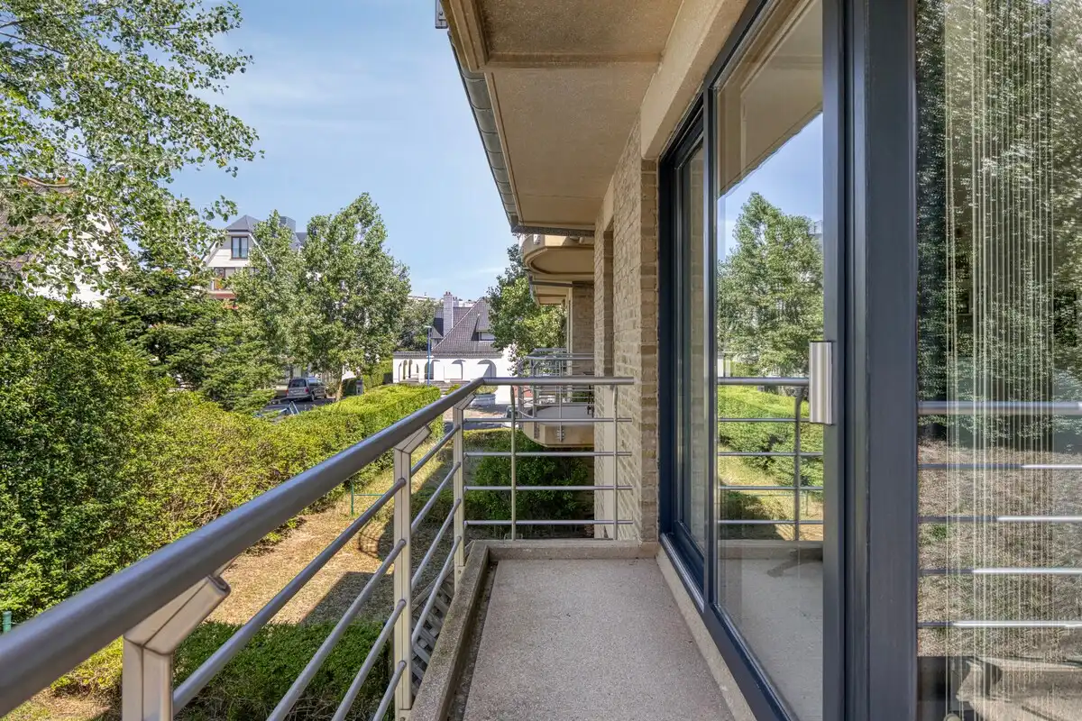 Zongericht appartement met 2 slaapkamers en aankoopmogelijkheid van een garage! foto 12