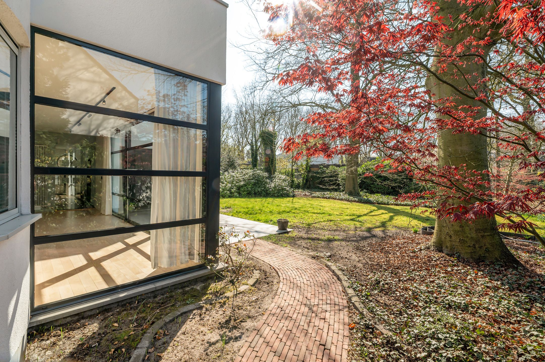 Instapklare architecturale villa op ca. 932m² grond foto 16