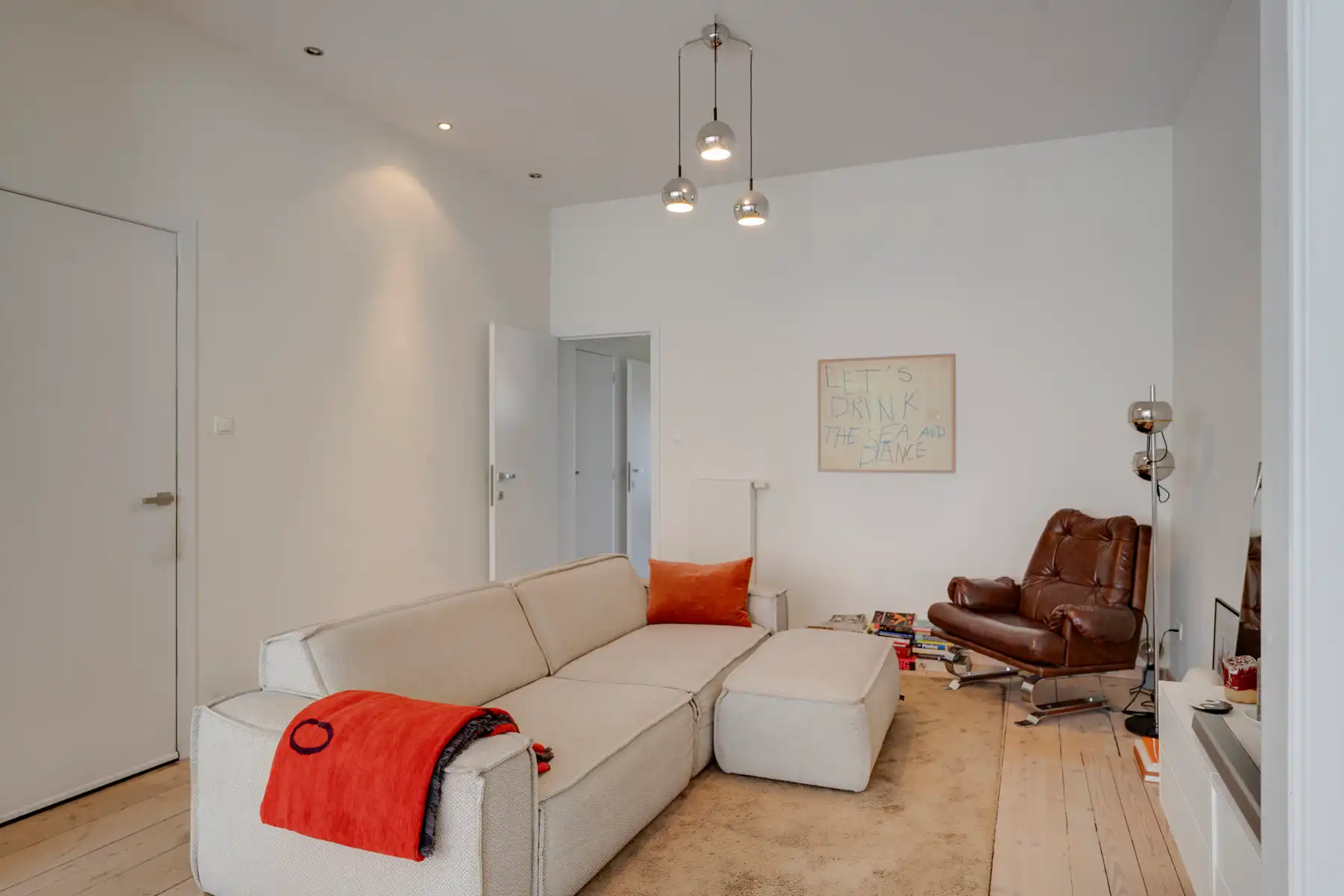 Lichtrijk en top gerenoveerd appartement nabij het Groen Kwartier foto 2