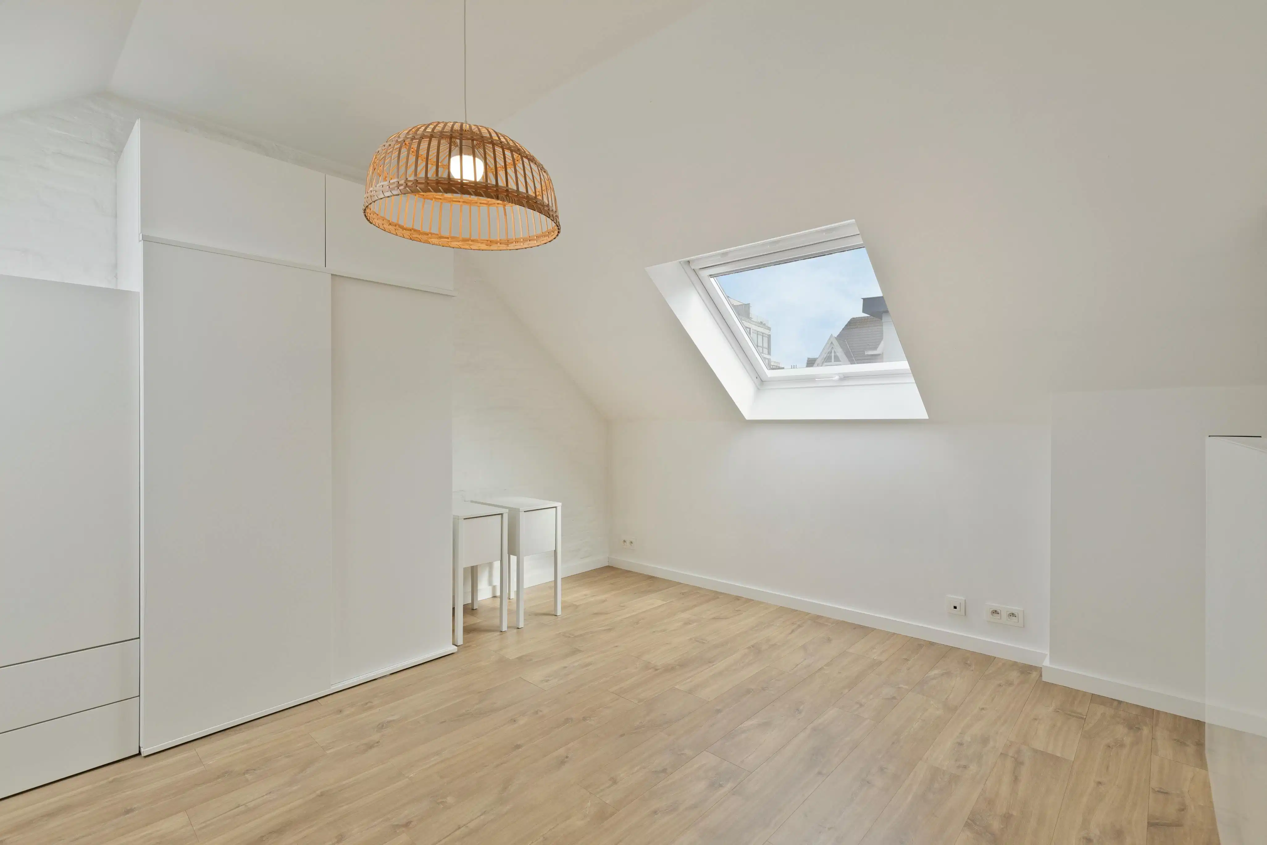 Karaktervolle en instapklare duplex badend in het licht foto 11