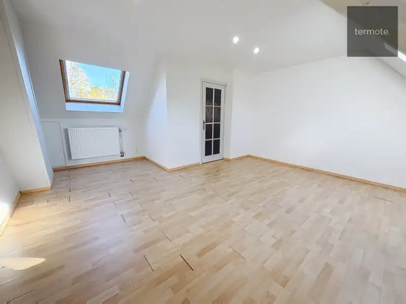 Knusse rijwoning foto 18