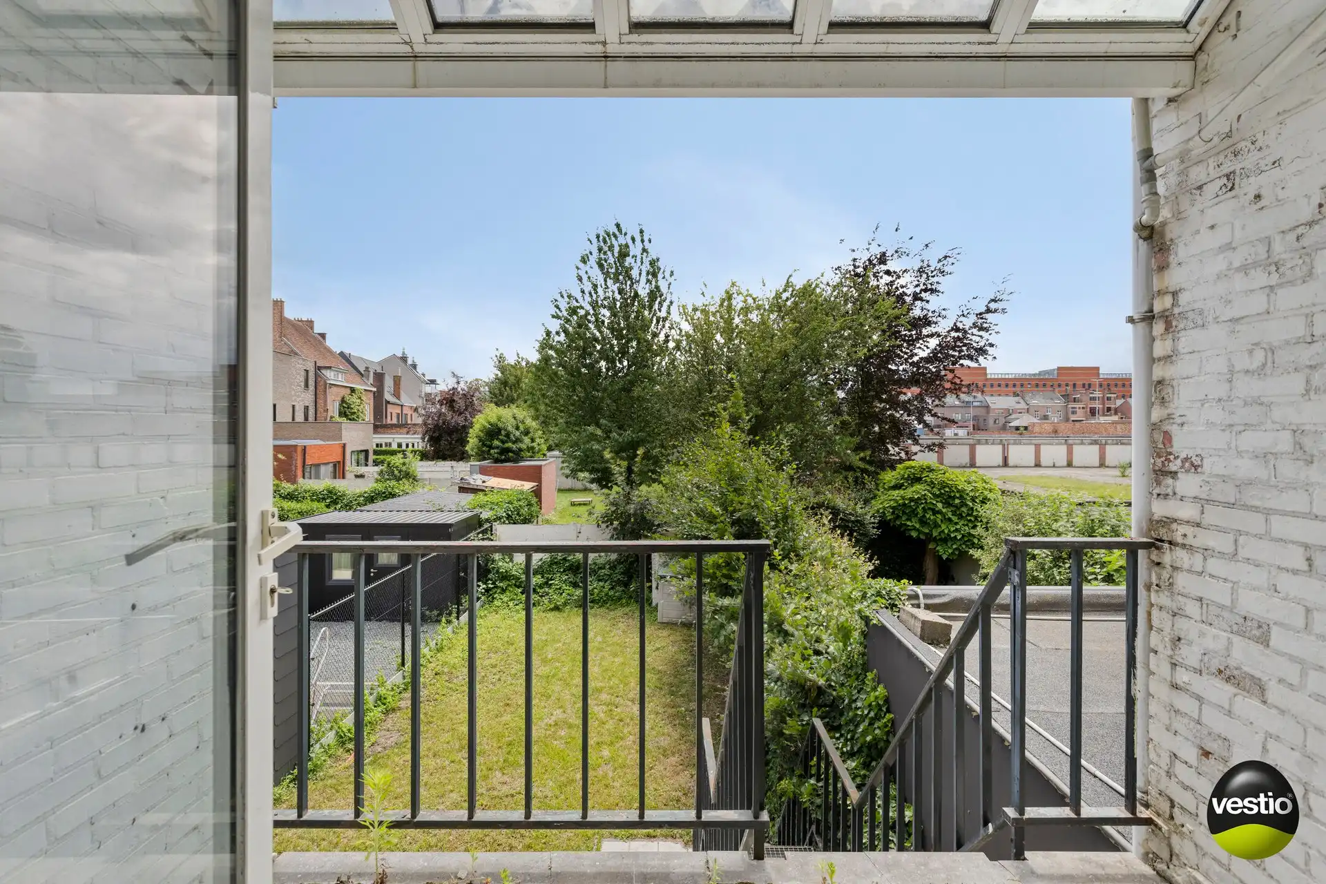 Karaktervolle herenwoning met stadstuin op toplocatie in hartje Hasselt foto 7