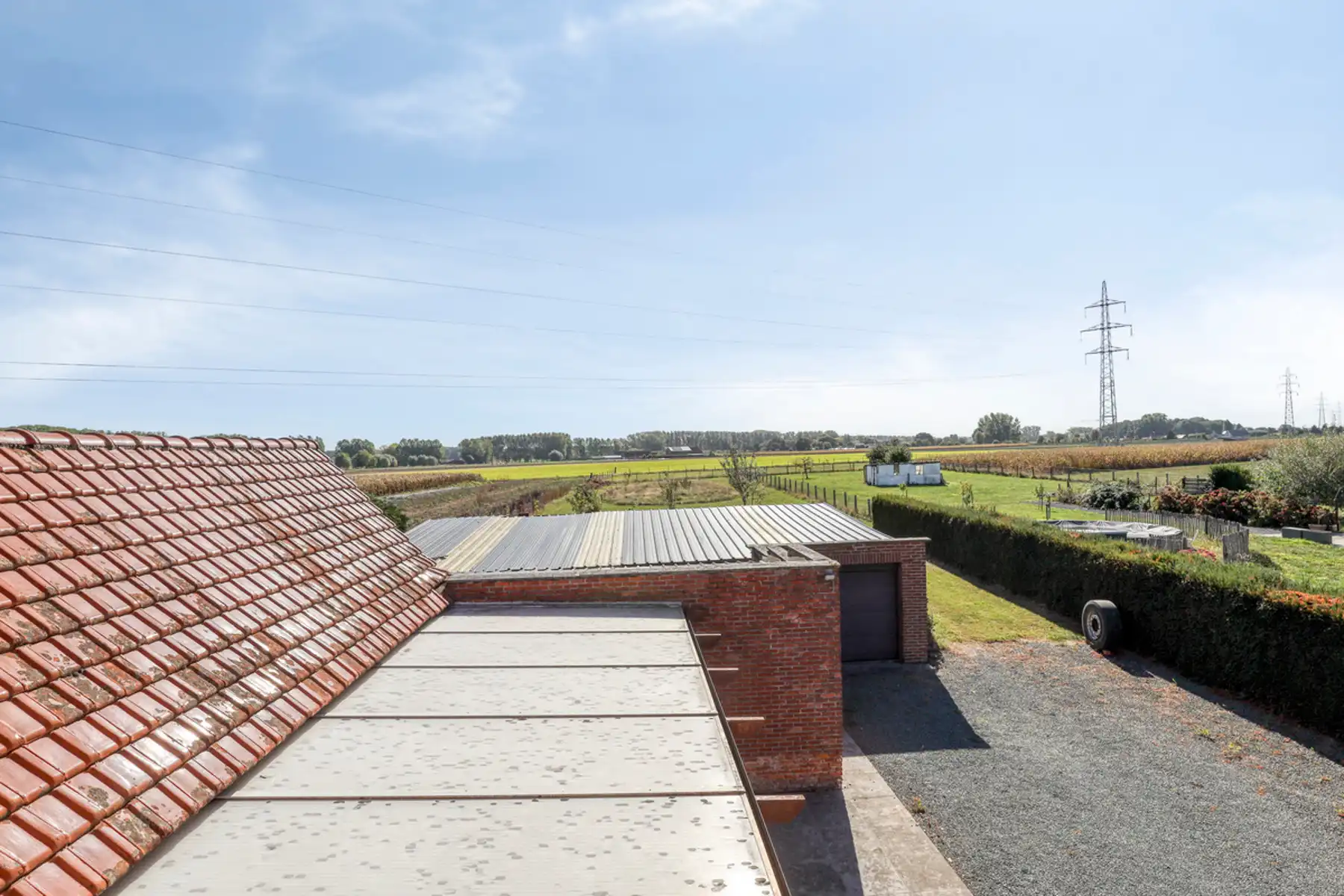 Uniek gelegen hoeve met weiland op ca. 81,5 are in Malderen foto 22