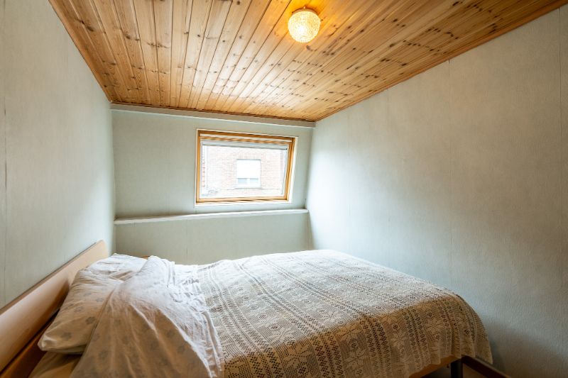 Centraal gelegen woning met 3 slaapkamers foto 10