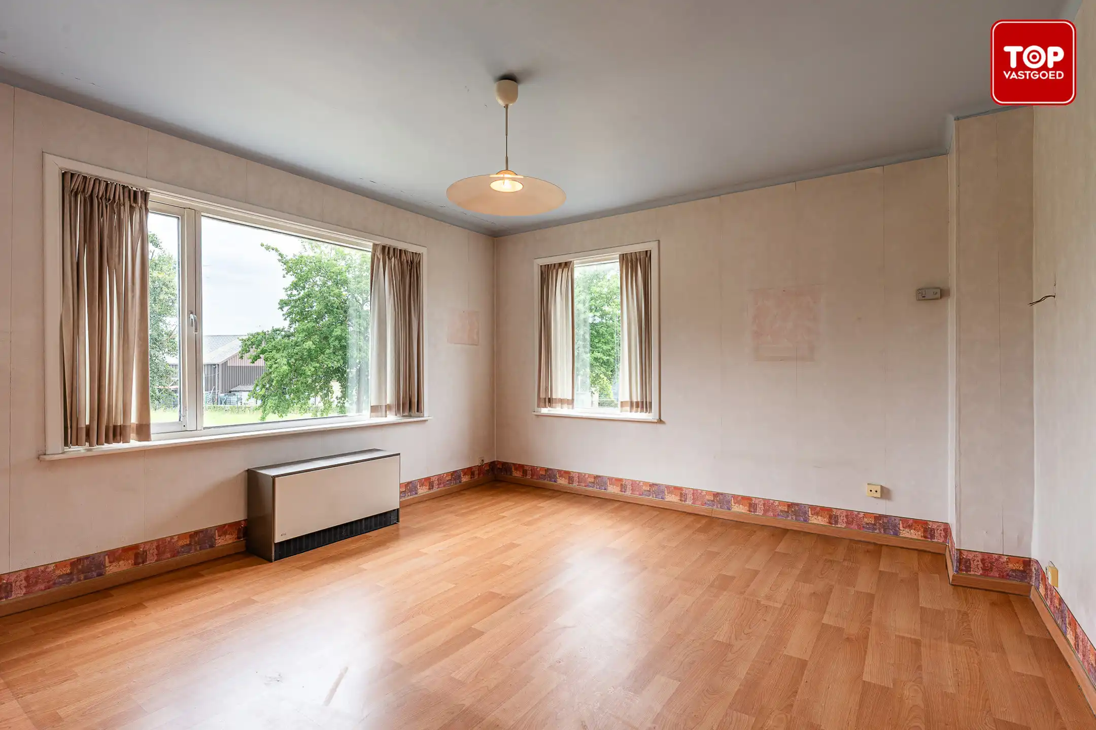 Halfopen bebouwing met 3 slaapkamers, zonnige tuin en garage  foto 20