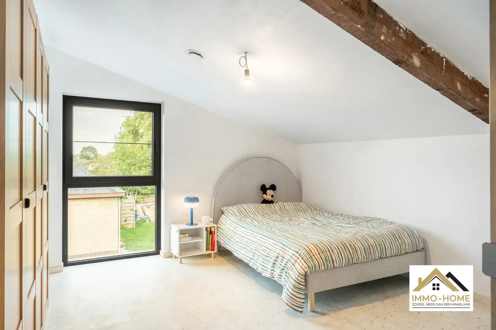 Volledig gerenoveerde woning met agrarisch uitzicht! foto 23