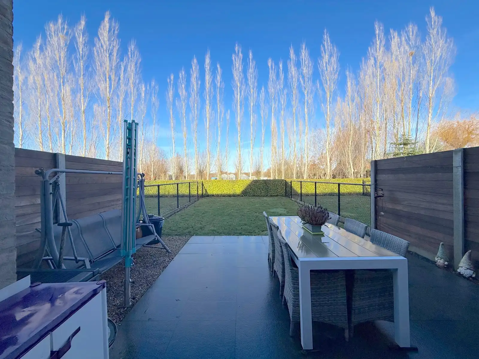 Prachtig en ruim tuinappartement met landelijk zicht foto 17