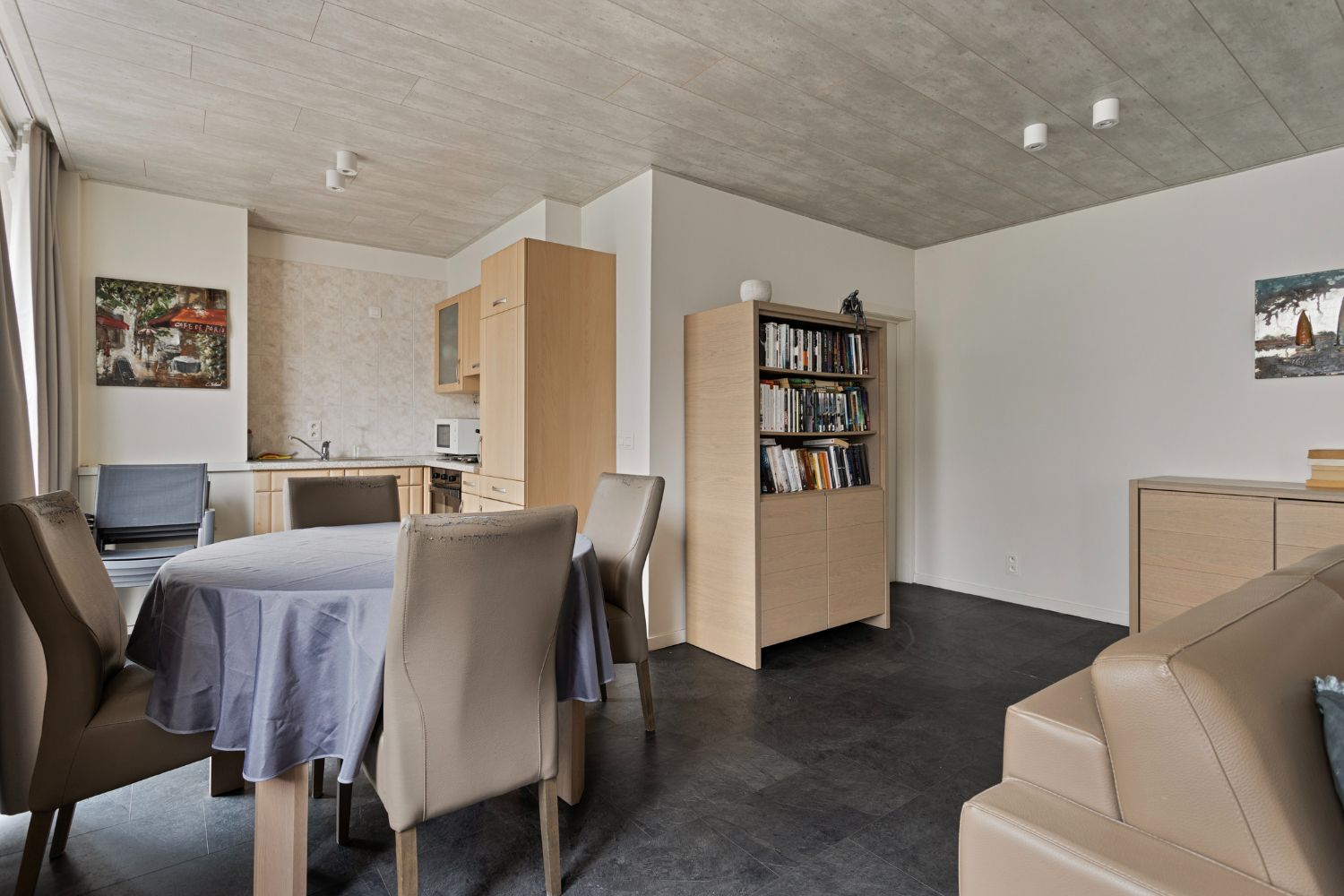 Prachtig appartement vlakbij zee te koop! foto 5