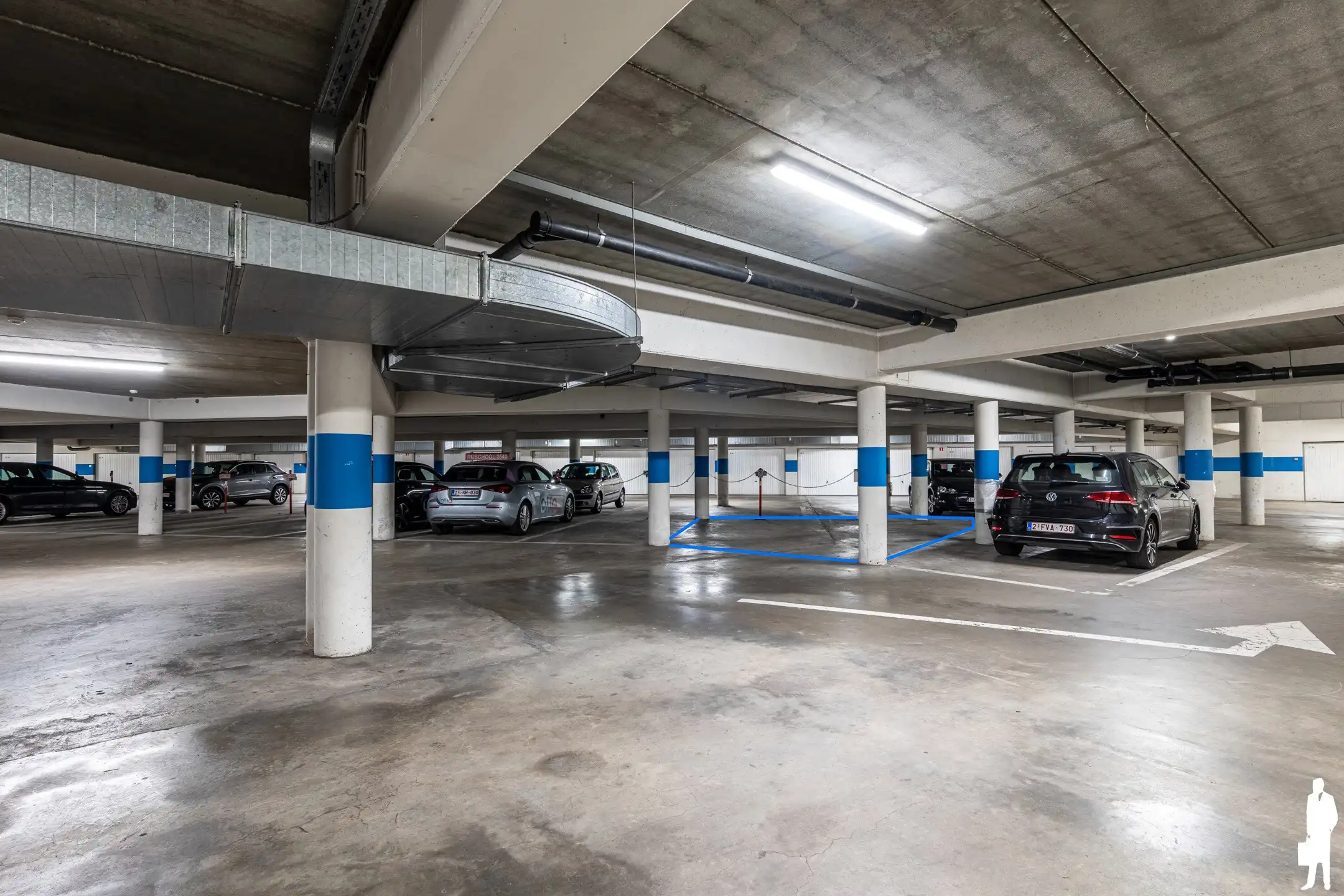 Ruime duplex met 4 slpk, 3 parkings en 3 bergingen foto 21