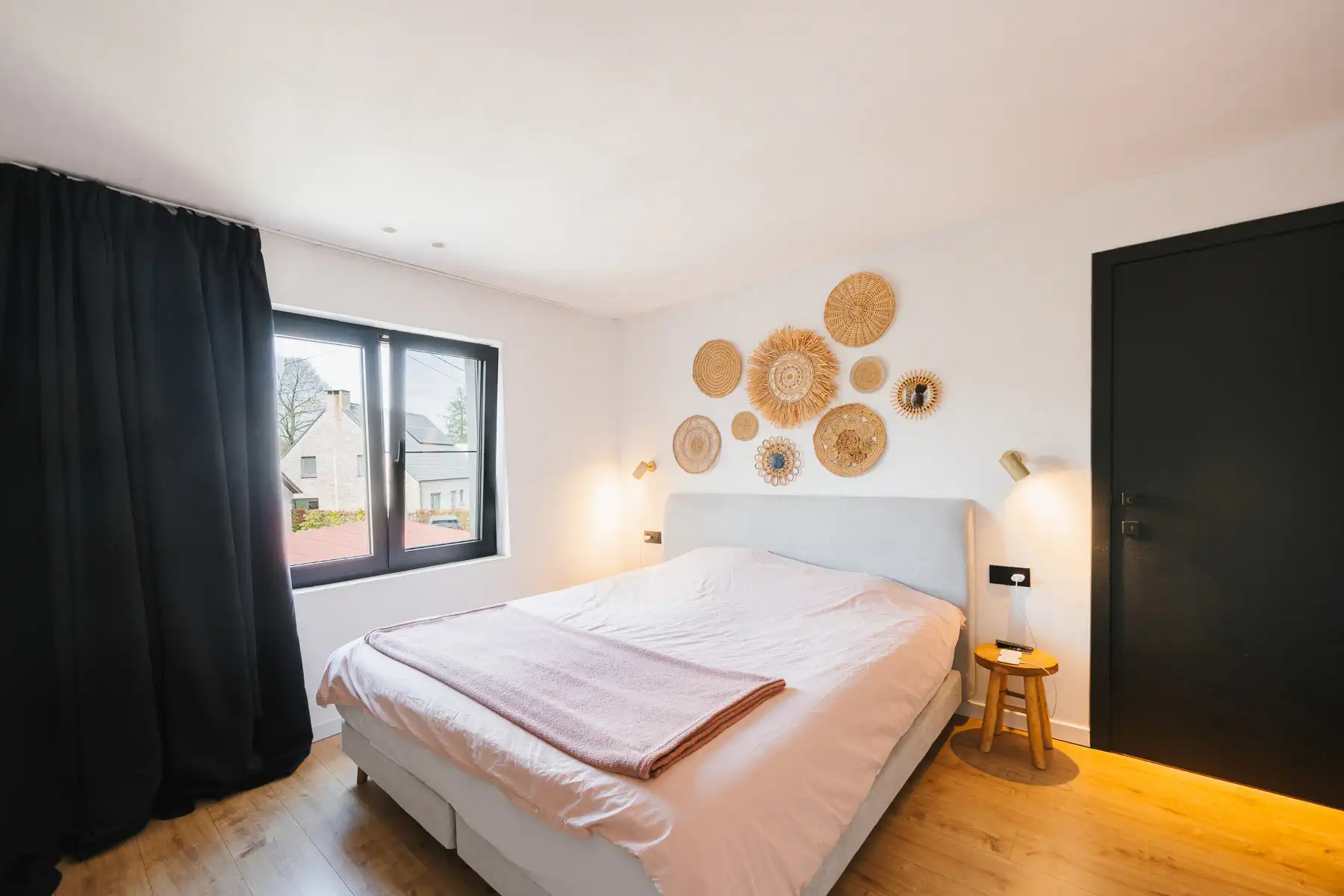 Charmante instapklare halfopen bebouwing op een toplocatie foto 24