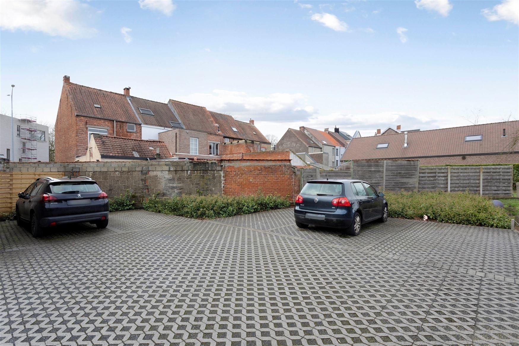 Appartement met tuin en privatieve autostaanplaats foto 11