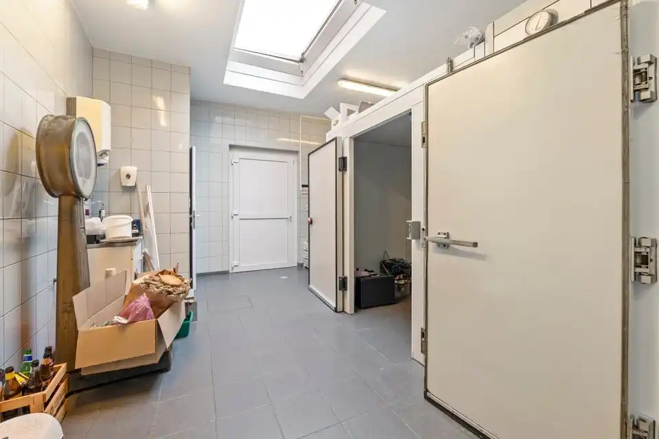 Charmant handelshuis op toplocatie in het hart van de Tongerse winkelstraat foto 22