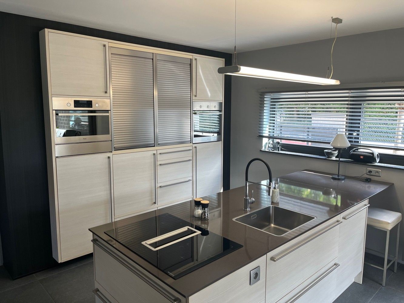 Licht, ruimte en luxe: energiezuinige, recente villa met 5 slk te koop in Maasmechelen! foto 13