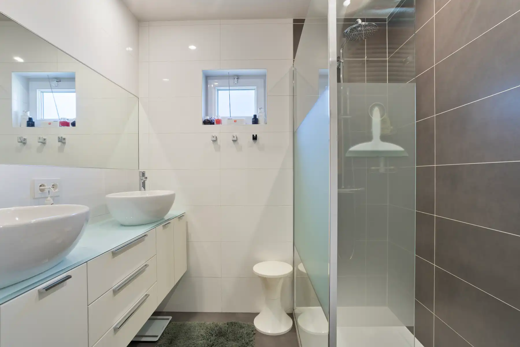 Villa met 3 slaapkamers, 2 badkamers en prachtige tuin foto 12