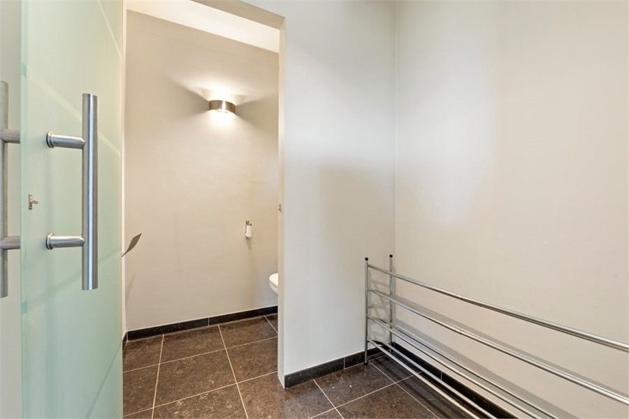 STIJLVOLLE OPEN BEBOUWING MET 3 SLKS OP EEN KNAP PERCEEL foto 32