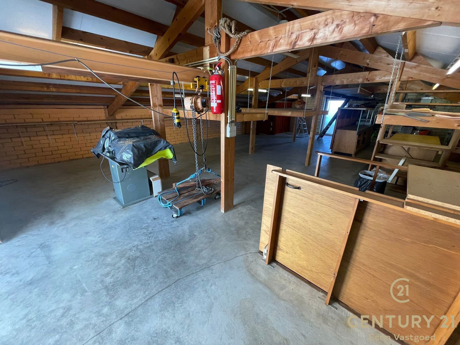 Praktisch magazijn op een uitstekend bereikbare locatie foto 6