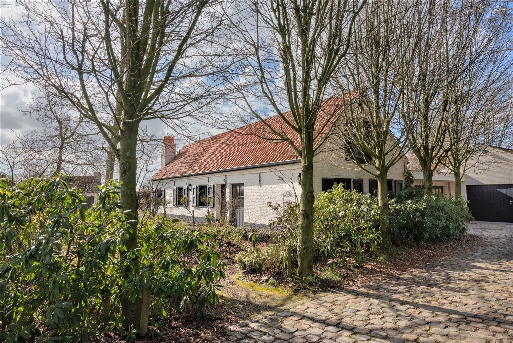 Idyllische hoeve op uitzonderlijke ligging foto 2