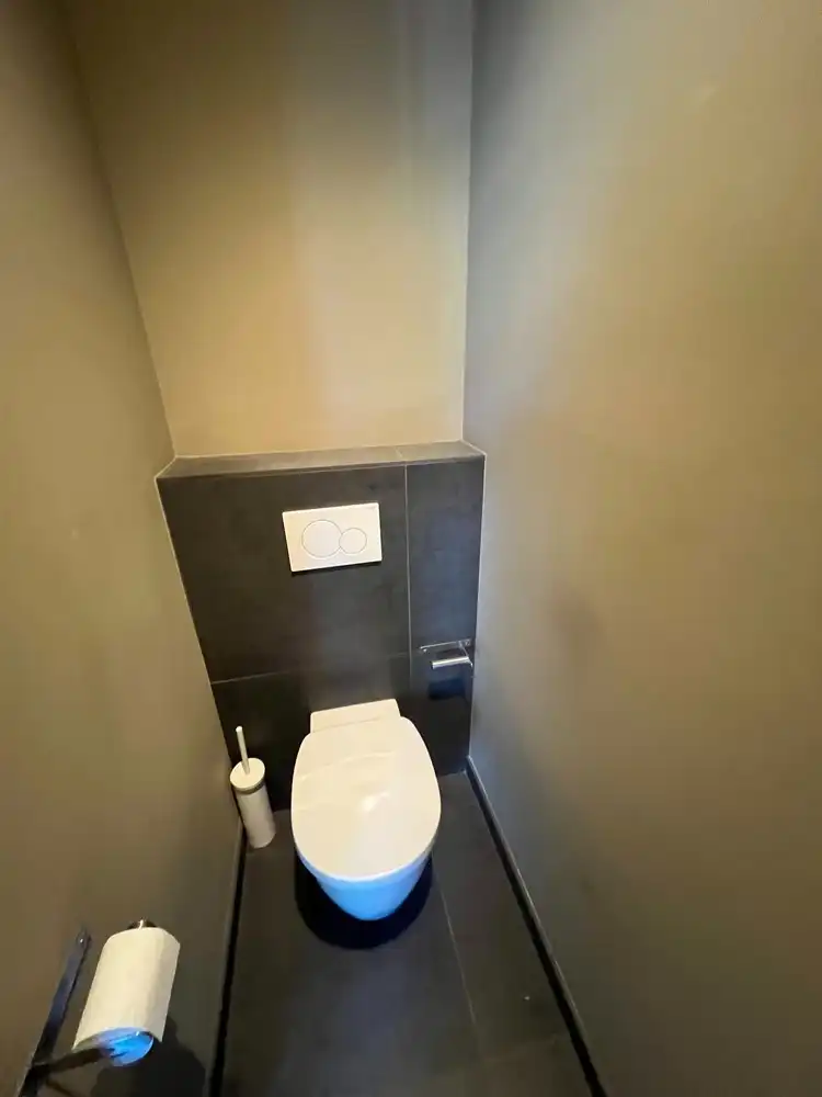 KMO-unit met kantoor foto 8