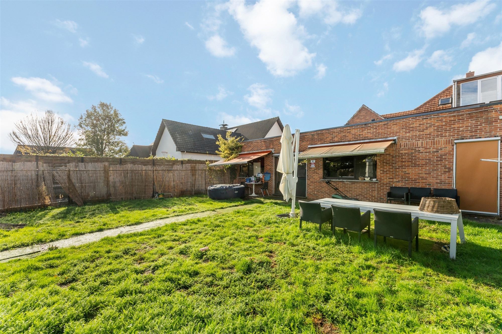 OPBRENGSTEIGENDOM BESTAANDE UIT 3 APPARTEMENTEN EN EEN STUDIO GELEGEN TE TESSENDERLO foto 32