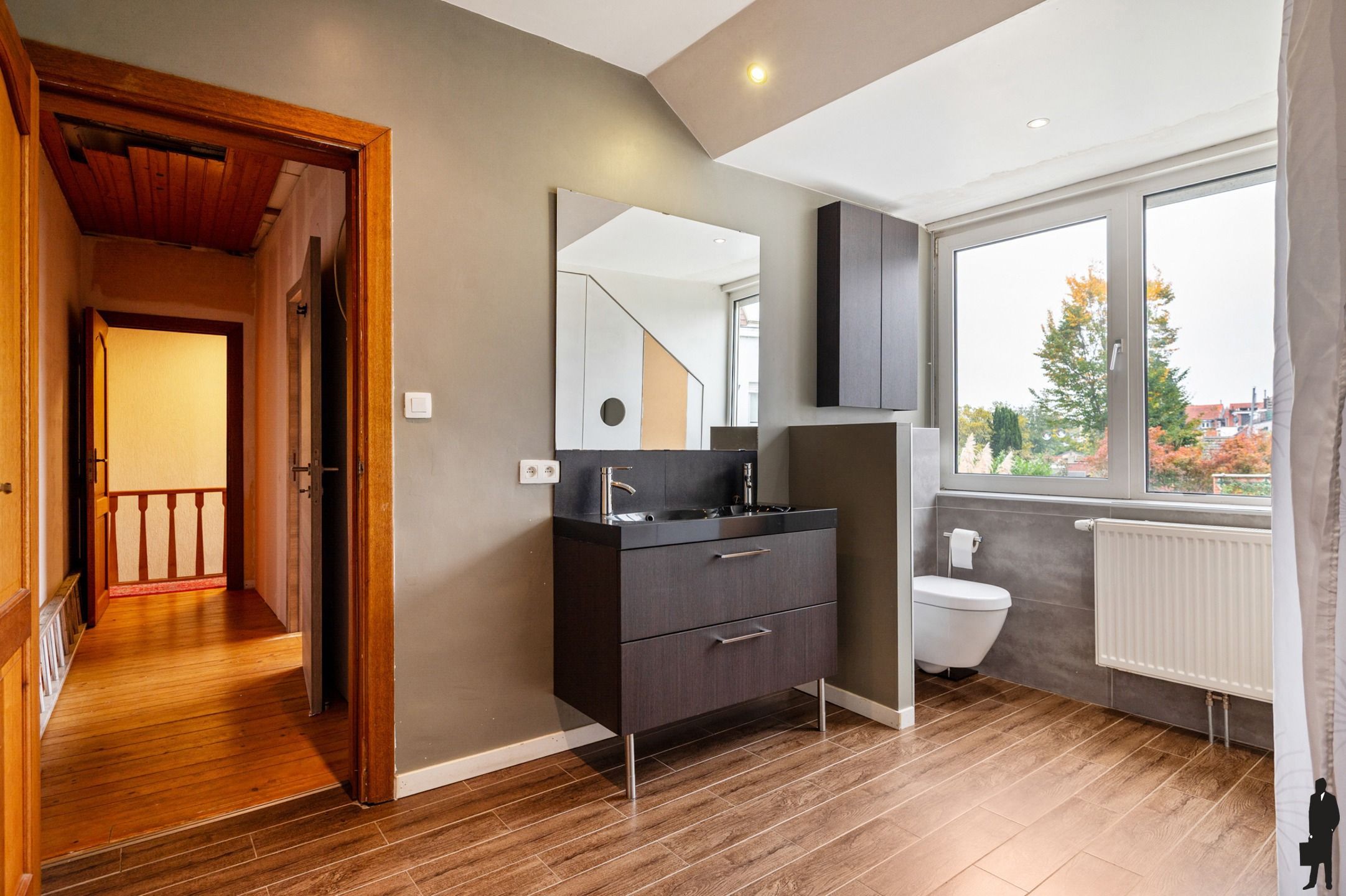 Ruime woning op een interessante locatie foto 19