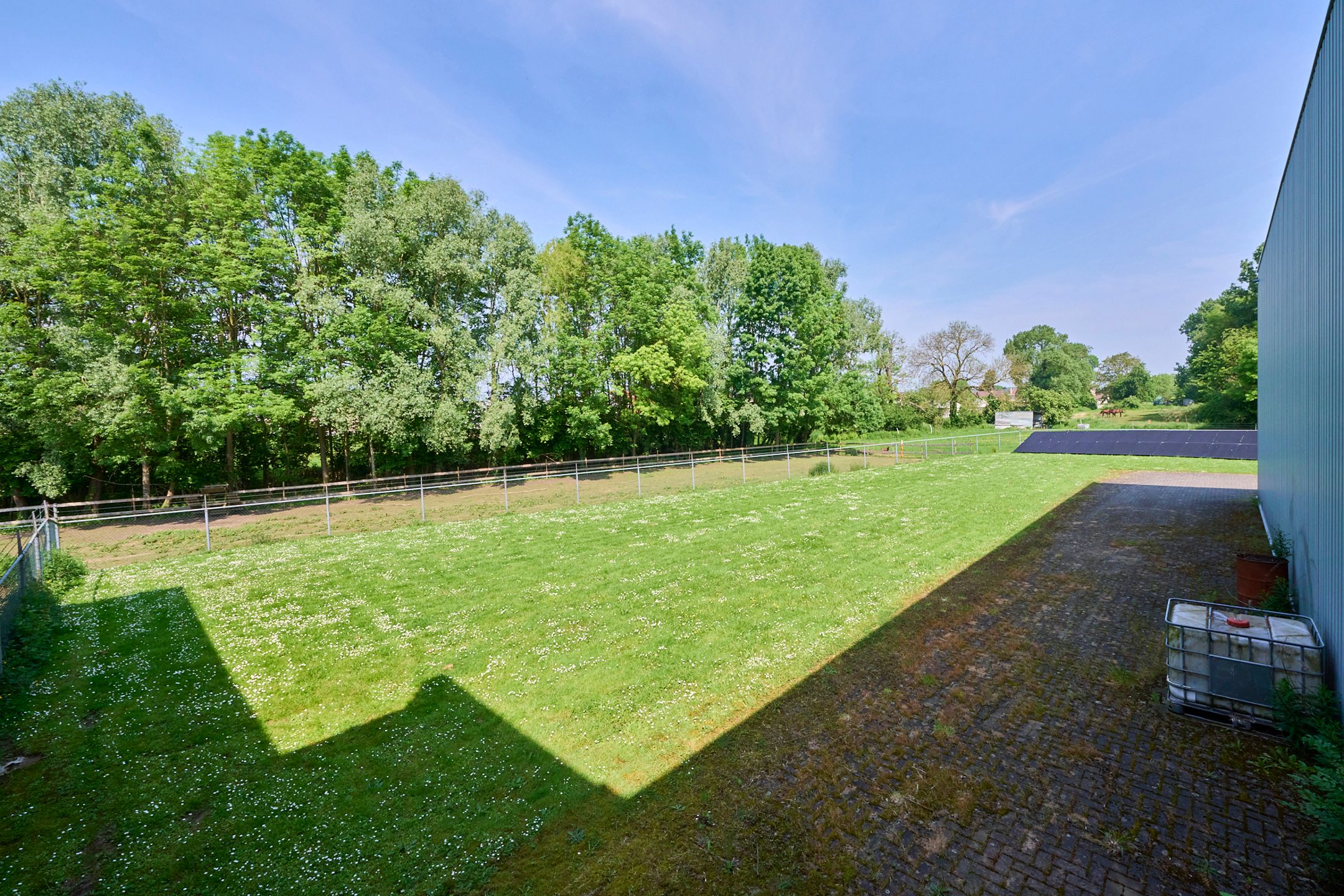  Te Koop - Maasmechelen: Industrieel gebouw foto 7