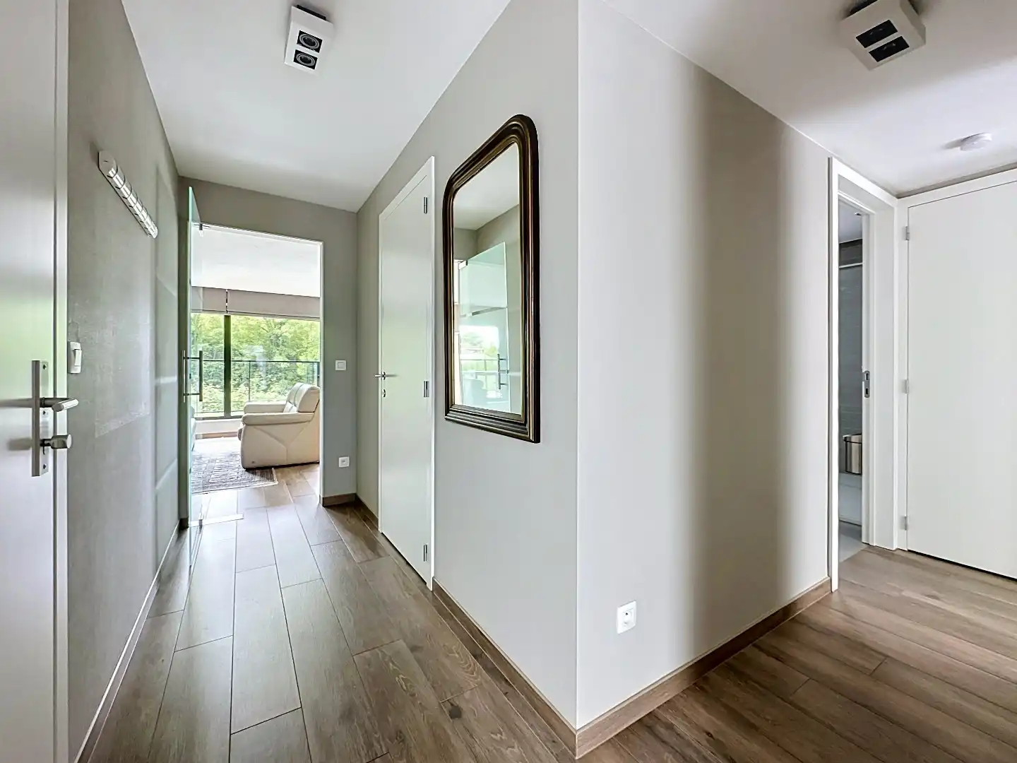 Instapklaar appartement te Pellenberg! foto 2