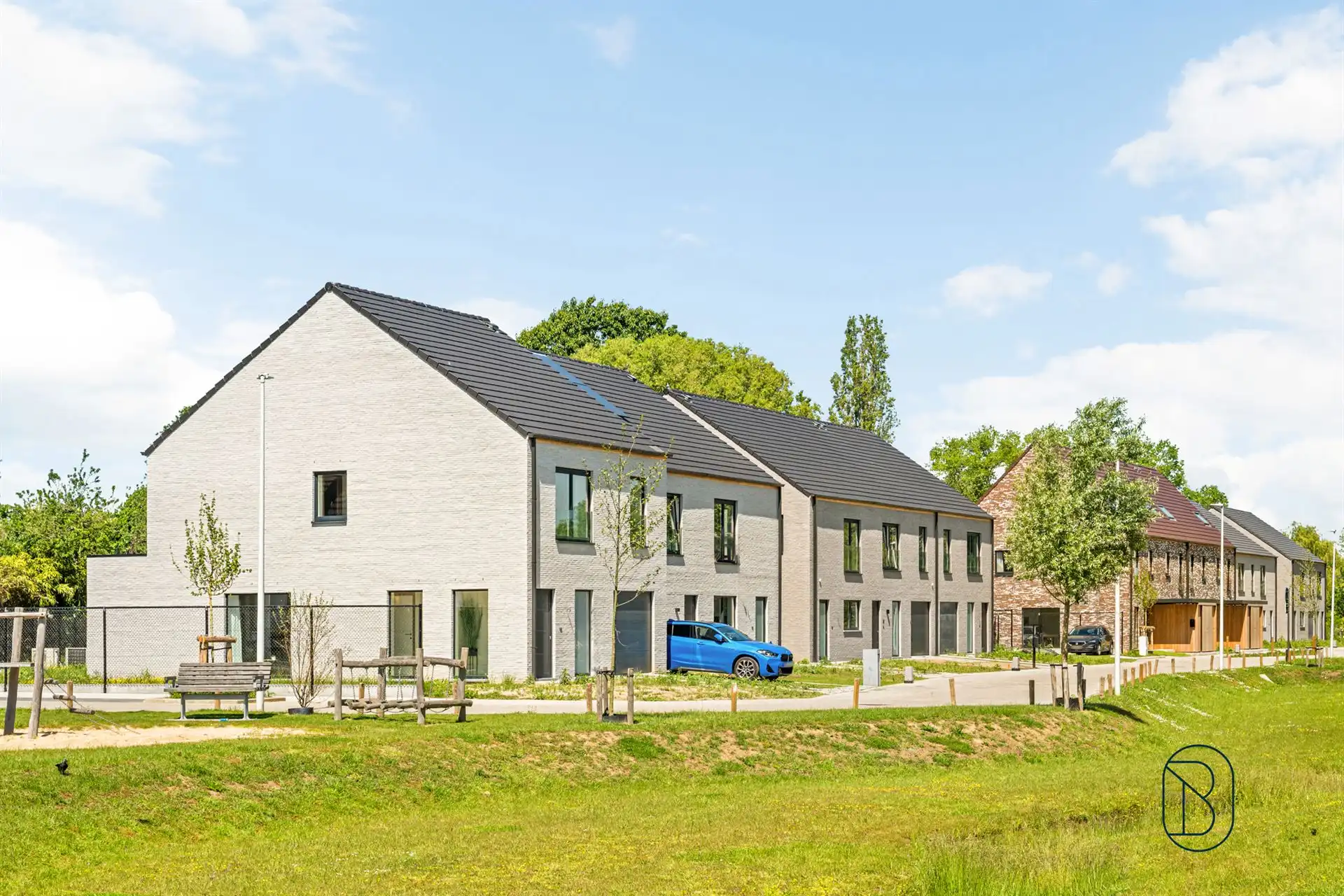 Instaplklare nieuwbouwwoningen in rustige woonwijk te Menen! foto {{pictureIndex}}