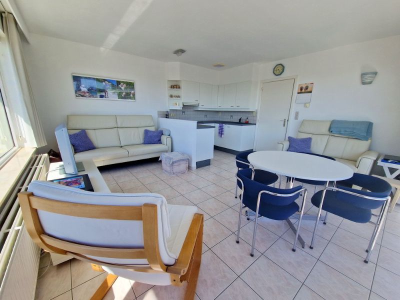 Zongericht hoekappartement met ruim terras! foto 3