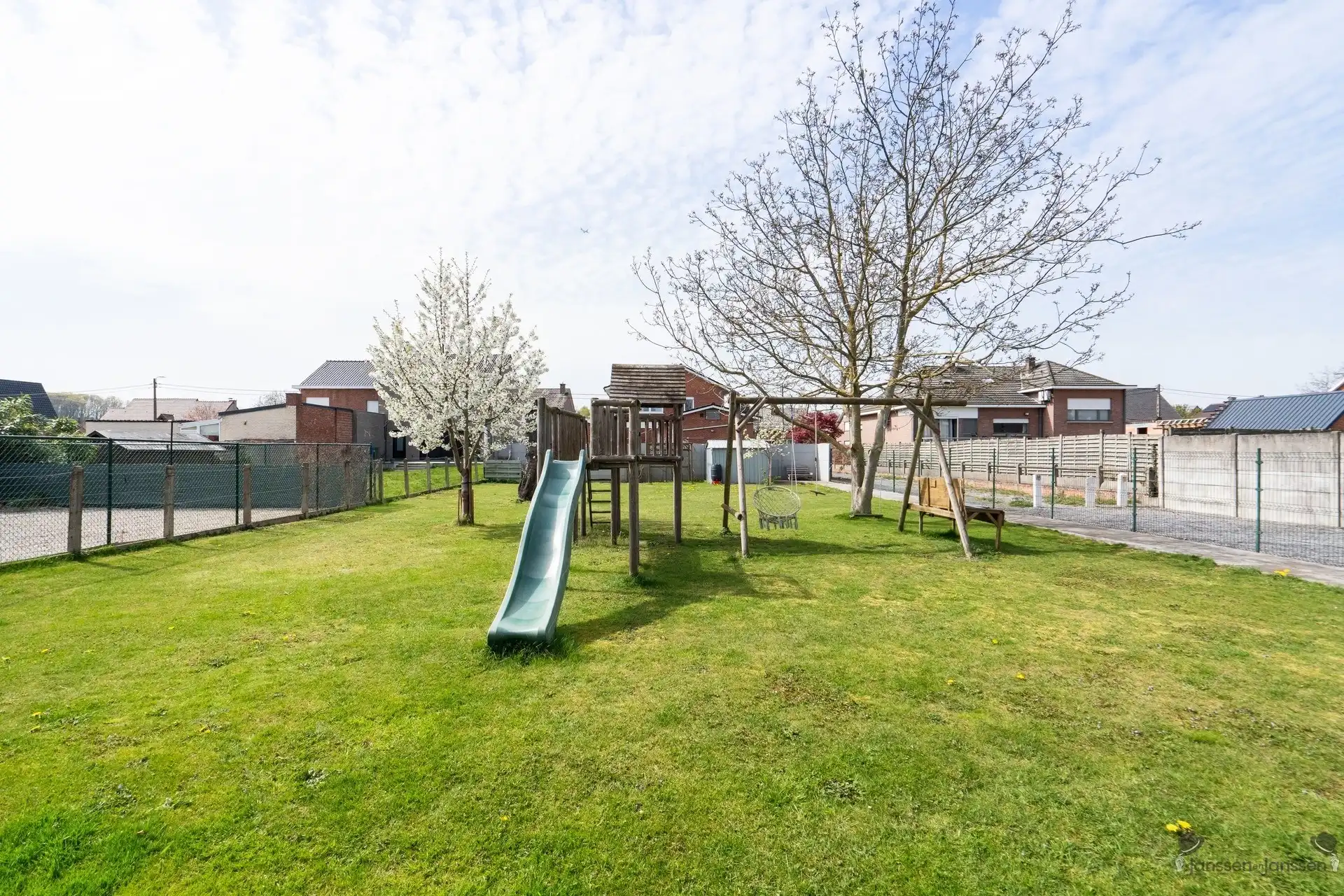 Ruime kangoeroe woning met 2 wooneenheden op 1267 m² te Rillaar foto 27