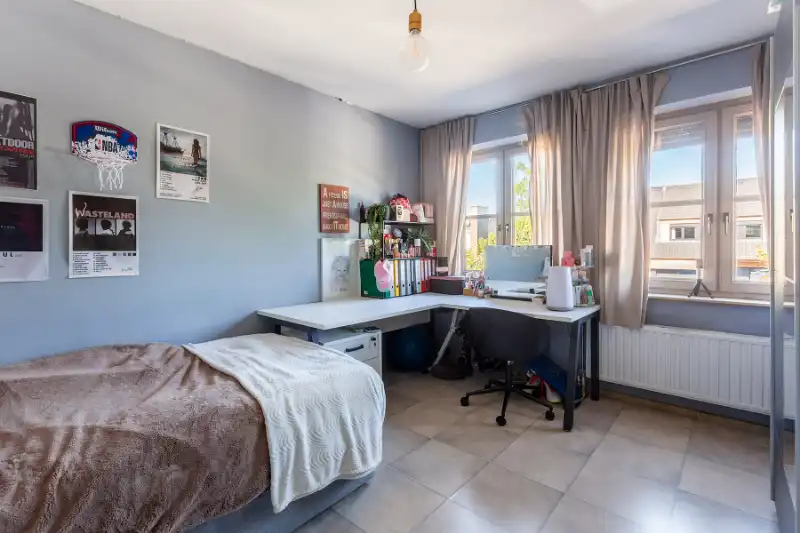 Verrassend ruime woning met zwembad! foto 29