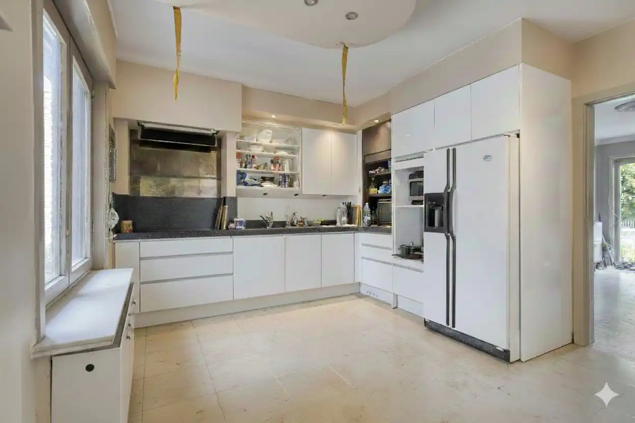 Halfopen bebouwing met 3 slaapkamers op een ruim perceel in Gits! foto 5