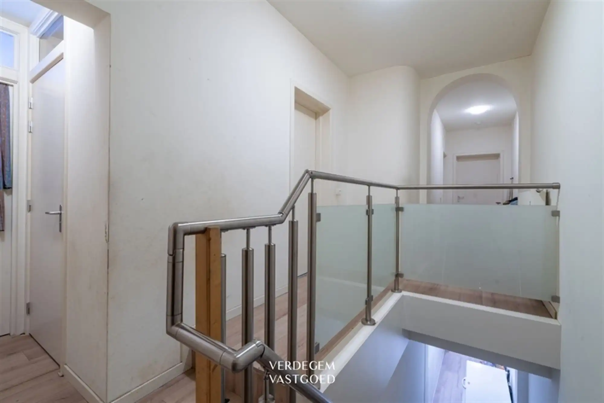 Opbrengsteigendom met 3 appartementen en garage foto 6