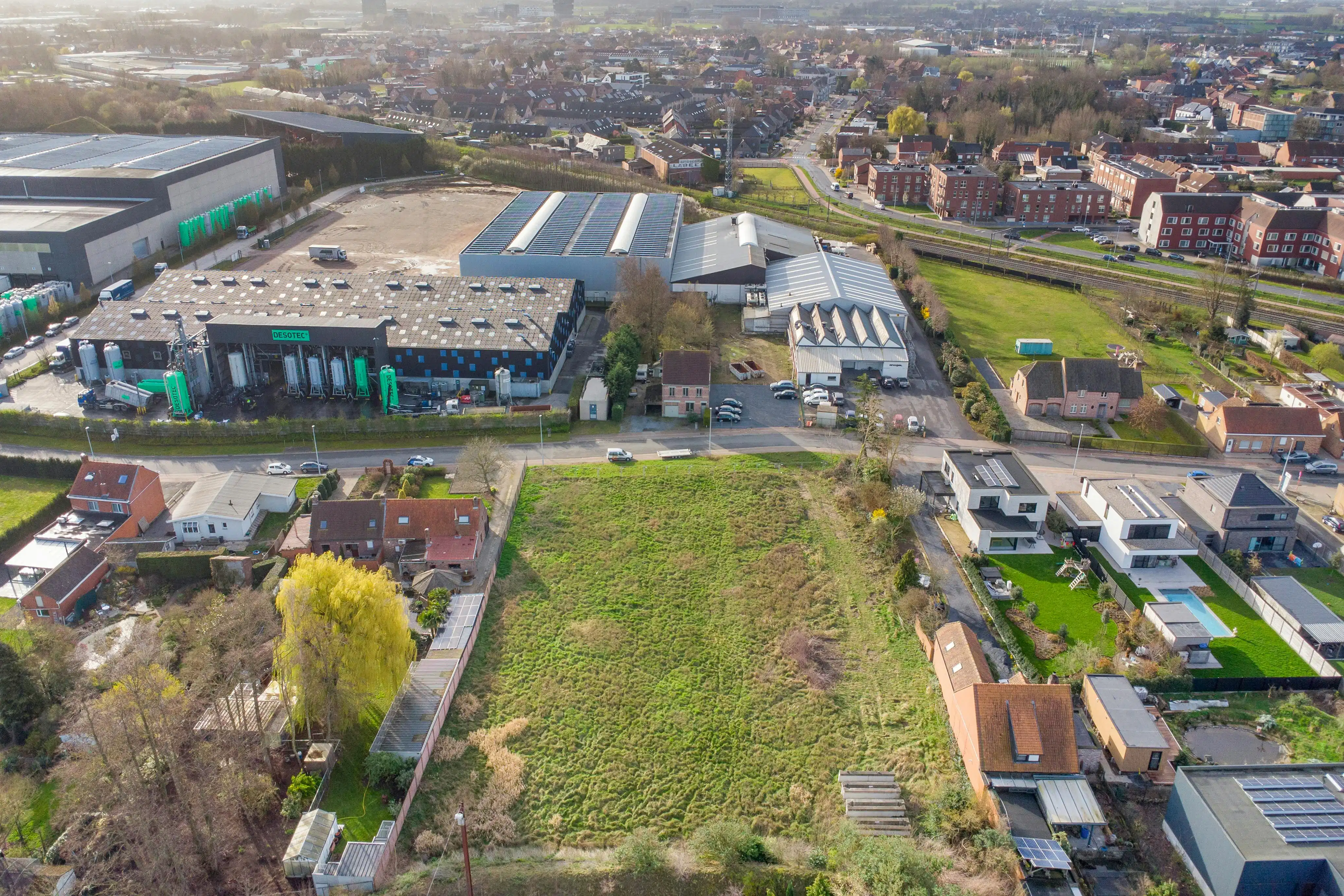 Uniek stuk bouwgrond te koop van 4.500 m² met tal van mogelijkheden foto 4