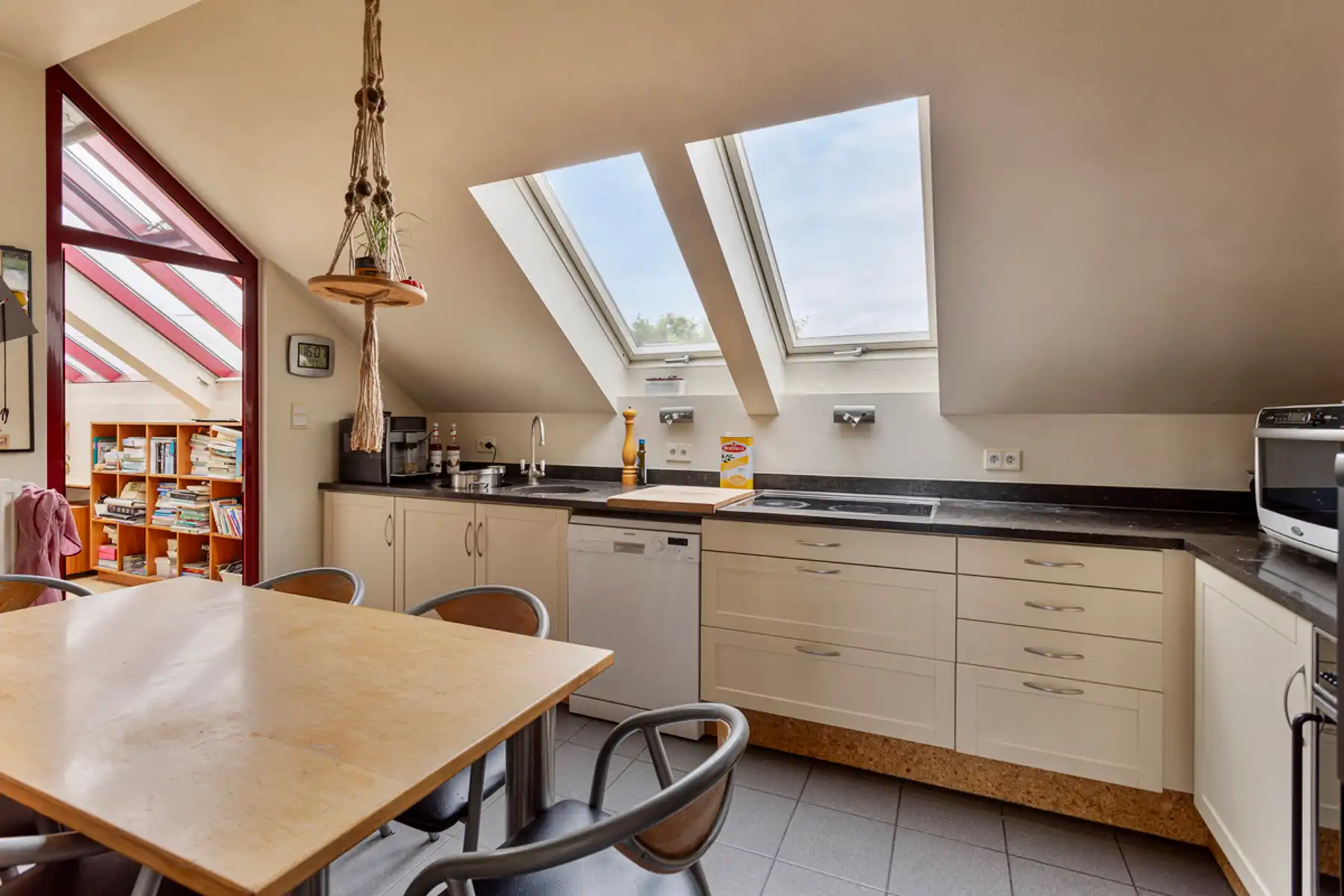 Handelspand met appartement  te koop in Heist-op-den-Berg! foto 29