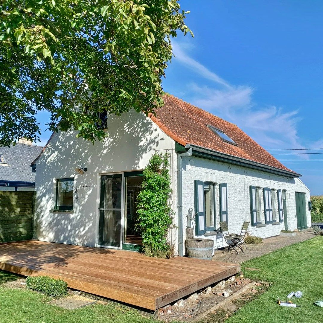Charmante woning met zonnige tuin, prachtig zicht over de velden en garage  foto 2