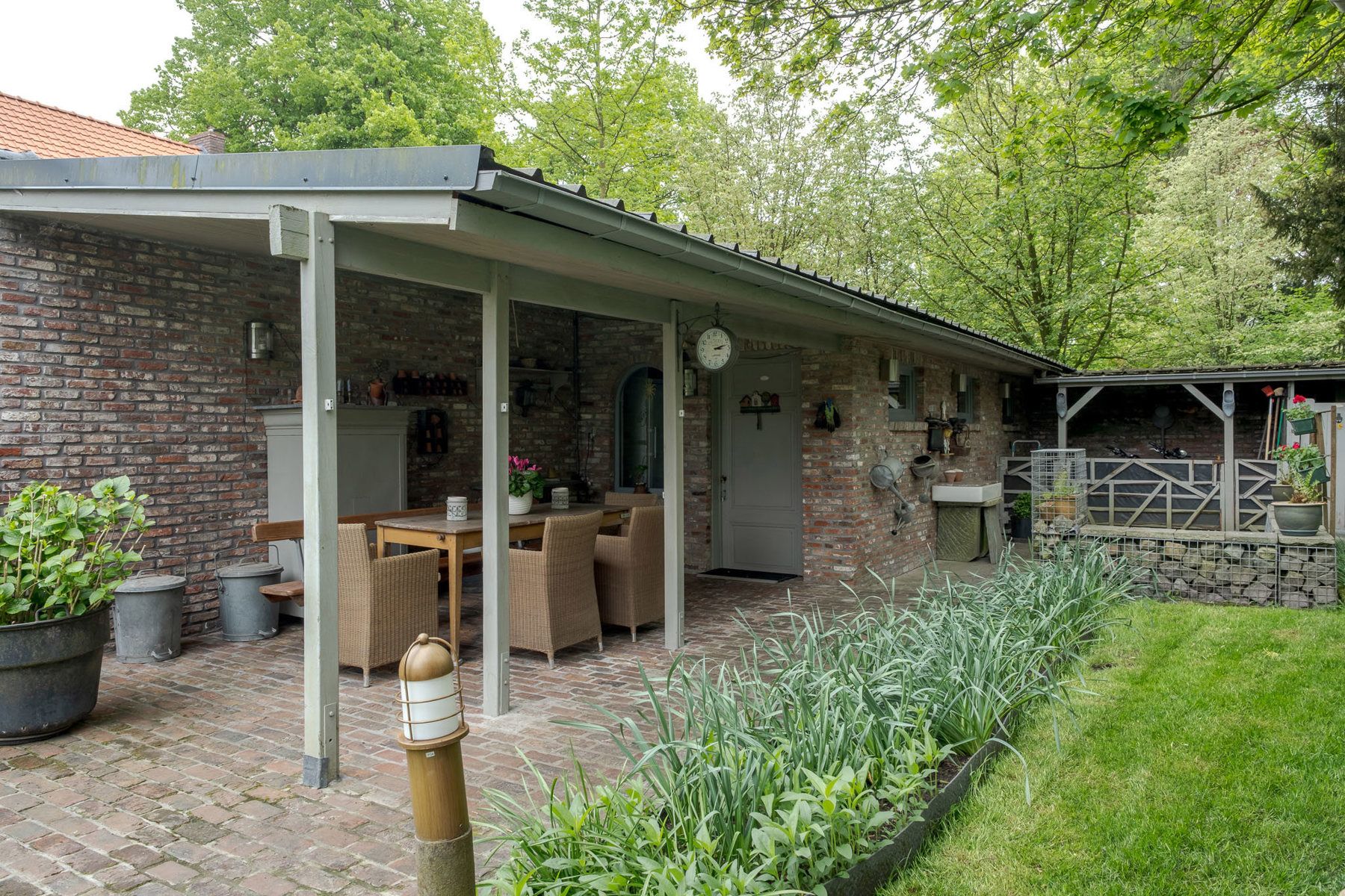 Uniek gerestaureerde meesterwoning met parktuin foto 5